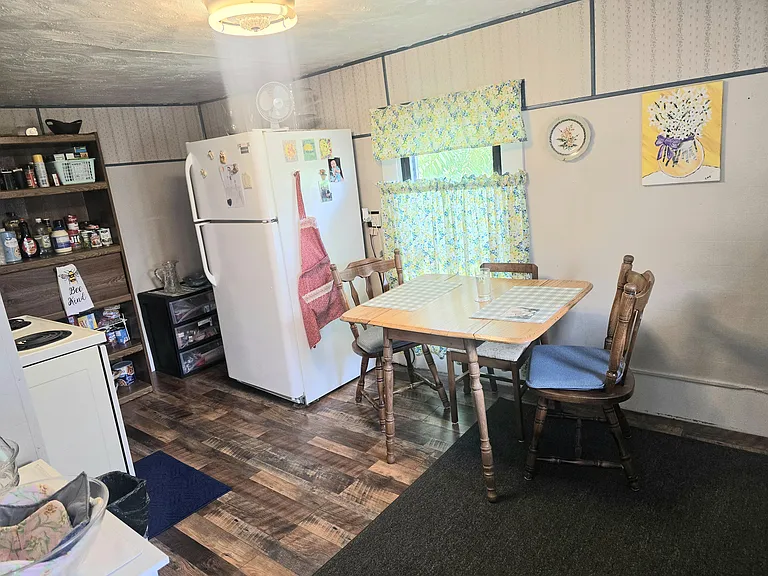 653 E Beaver St #B — Photo 9
