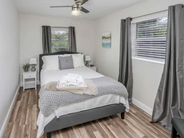 6375 SW 29th St Suite D, Miami, FL 33155