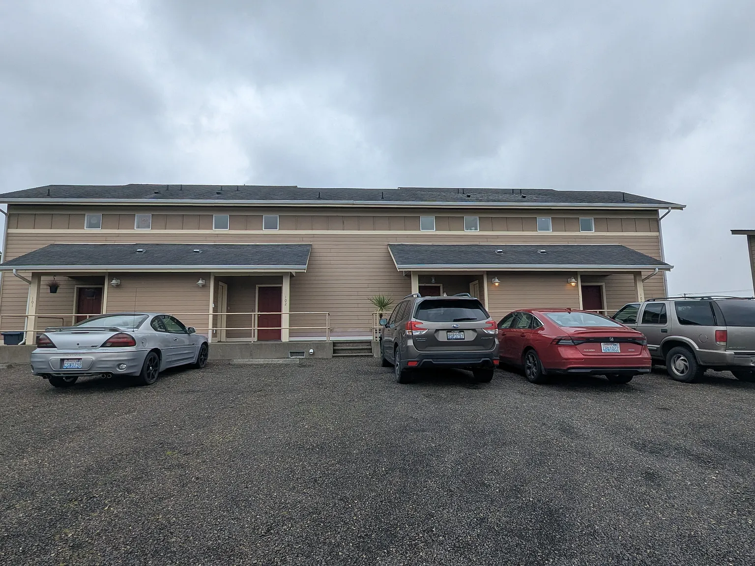 2 bed, 1.5 bath, 871 sqft, $1,500 — Photo 1