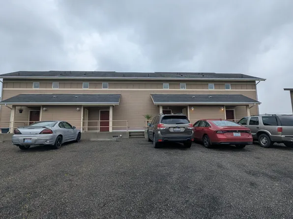 1017 Greenview Ave SW Unit 104, Ocean Shores, WA 98569