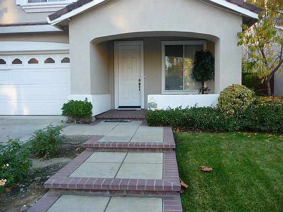2nd image of 3295 Sandpebble Dr