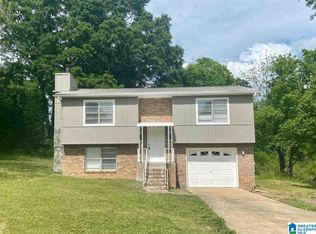 1016 Lake Joyce Rd, Moody, AL 35004