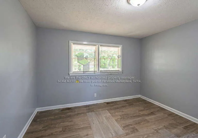 5421 Susan Ln — Photo 7
