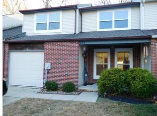 215 Foxwood Ln, Marlton, NJ 08053