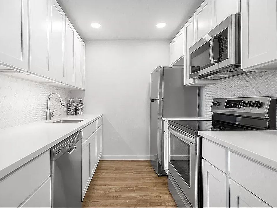 1st image of 3627 31st St #5B