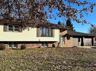 308 S Washington St, New Sharon, IA 50207