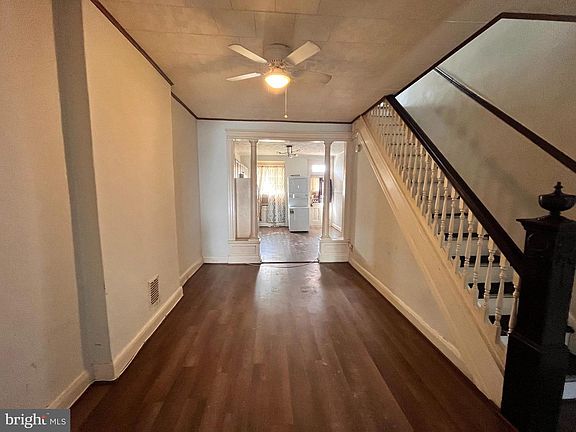 3rd image of 2541 Christian St