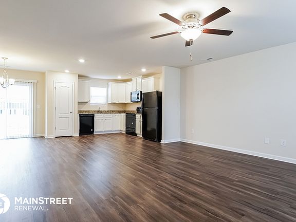 4th image of 327 Armistead Ct