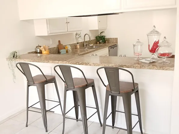 851 Amigos Way, Newport Beach, CA