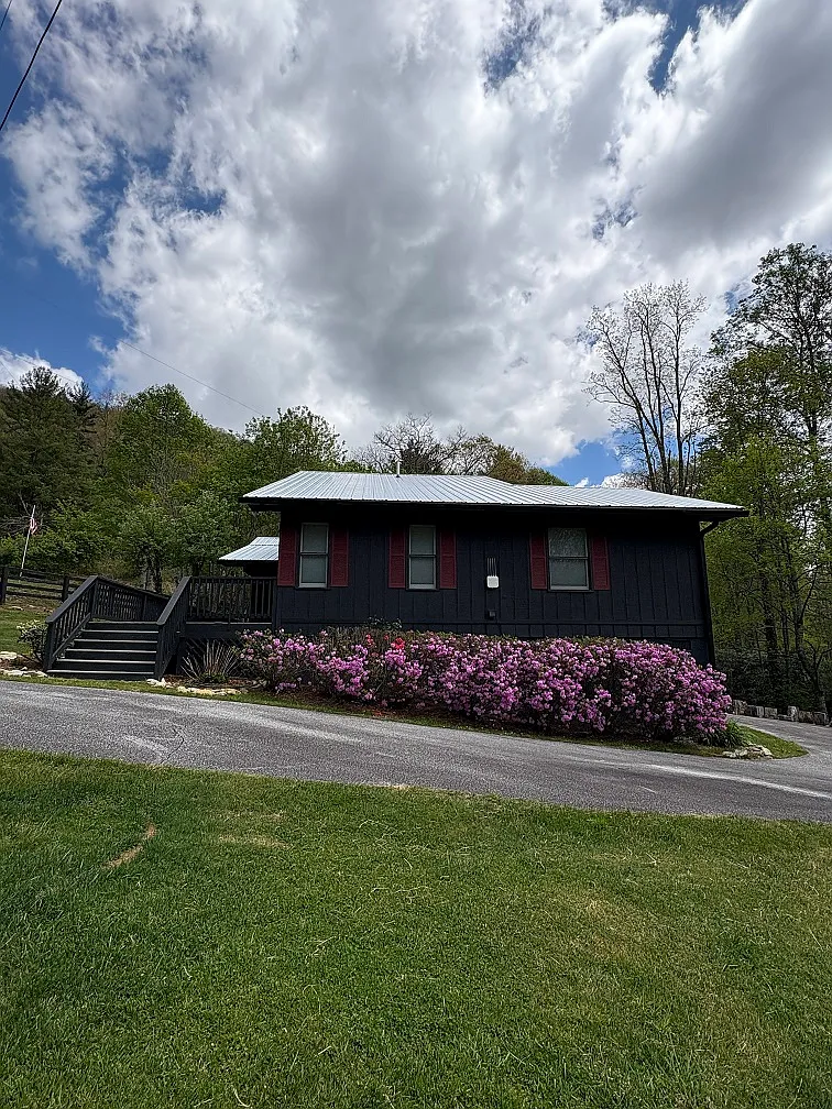 2 bed, 1450 sqft, $2,500 — Photo 3