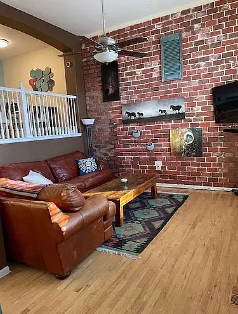 Charming 2BR Townhome in Castle Rock — Photo 4