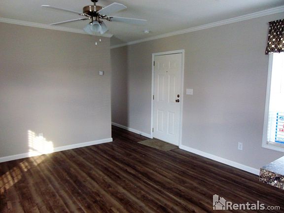 5th image of 307 River Point Dr
