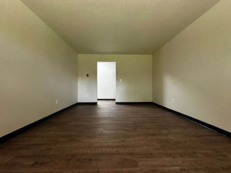2234 Imperial Ln — Photo 4