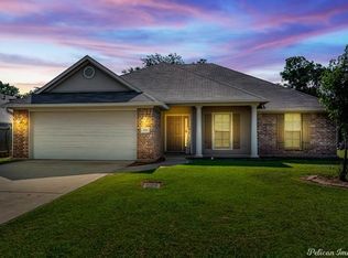 1703 Hassell Dr, Bossier City, LA 71112