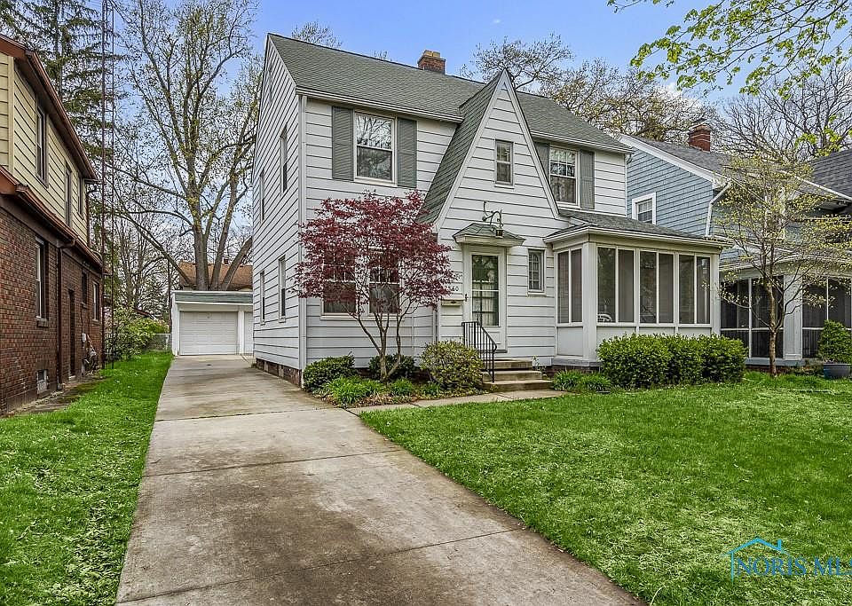 1st image of 2560 Portsmouth Ave