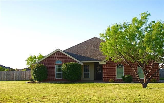1st image of 118 Cherry Blossom Dr