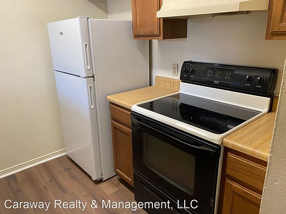 3rd image of 5705 E Texas St APT 100