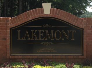 125 Roxbrough Ln, Fayetteville, GA 30215