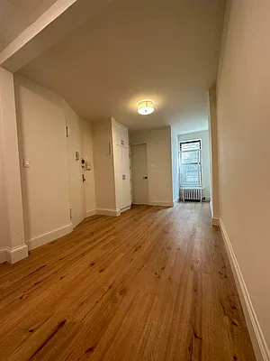 Rented by Peter R. Hungerford, LREB | media 13