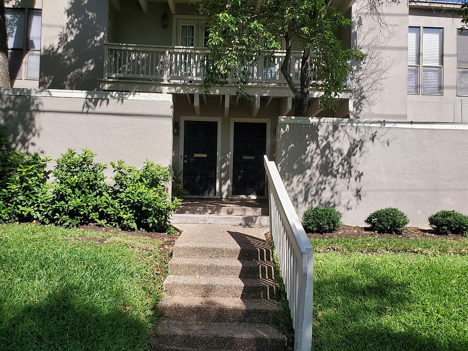 Access to Unit D Off of Robinhood