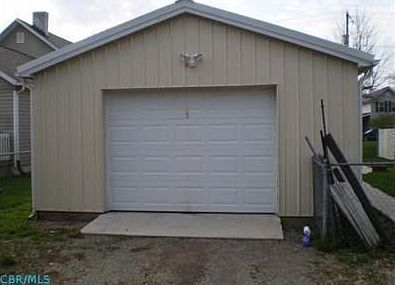 3rd image of 408 Wehrle Ave
