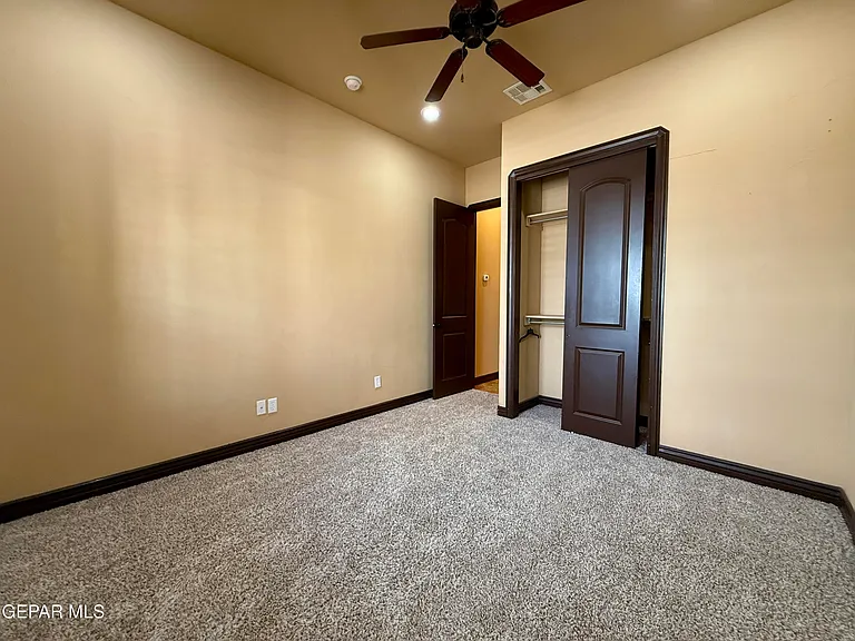 7331 Brays Landing Dr — Photo 27
