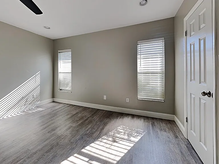 2709 Manor Hill Dr — Photo 10