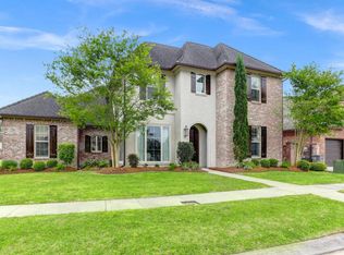 706 N Michot Rd, Lafayette, LA 70508