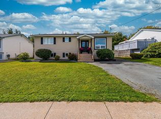 198 Hirandale Cres, Westphal, NS B2W 6H2