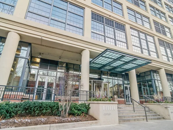 900 N Kingsbury St APT 714, Chicago, IL 60610