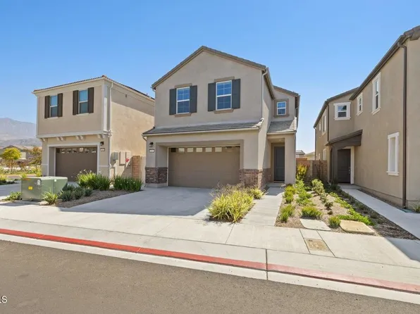 409 Snowdrop Ln, Santa Paula, CA 93060