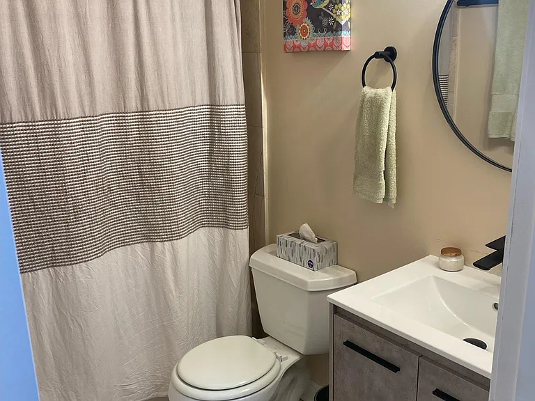 1319 N Bosworth Ave #3 — Photo 7