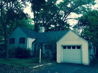 14 Brewster Rd, Wellesley, MA 02481