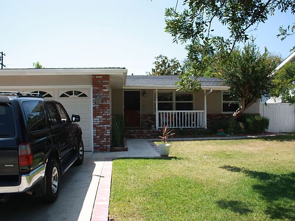 2nd image of 2683 Club Mesa Pl