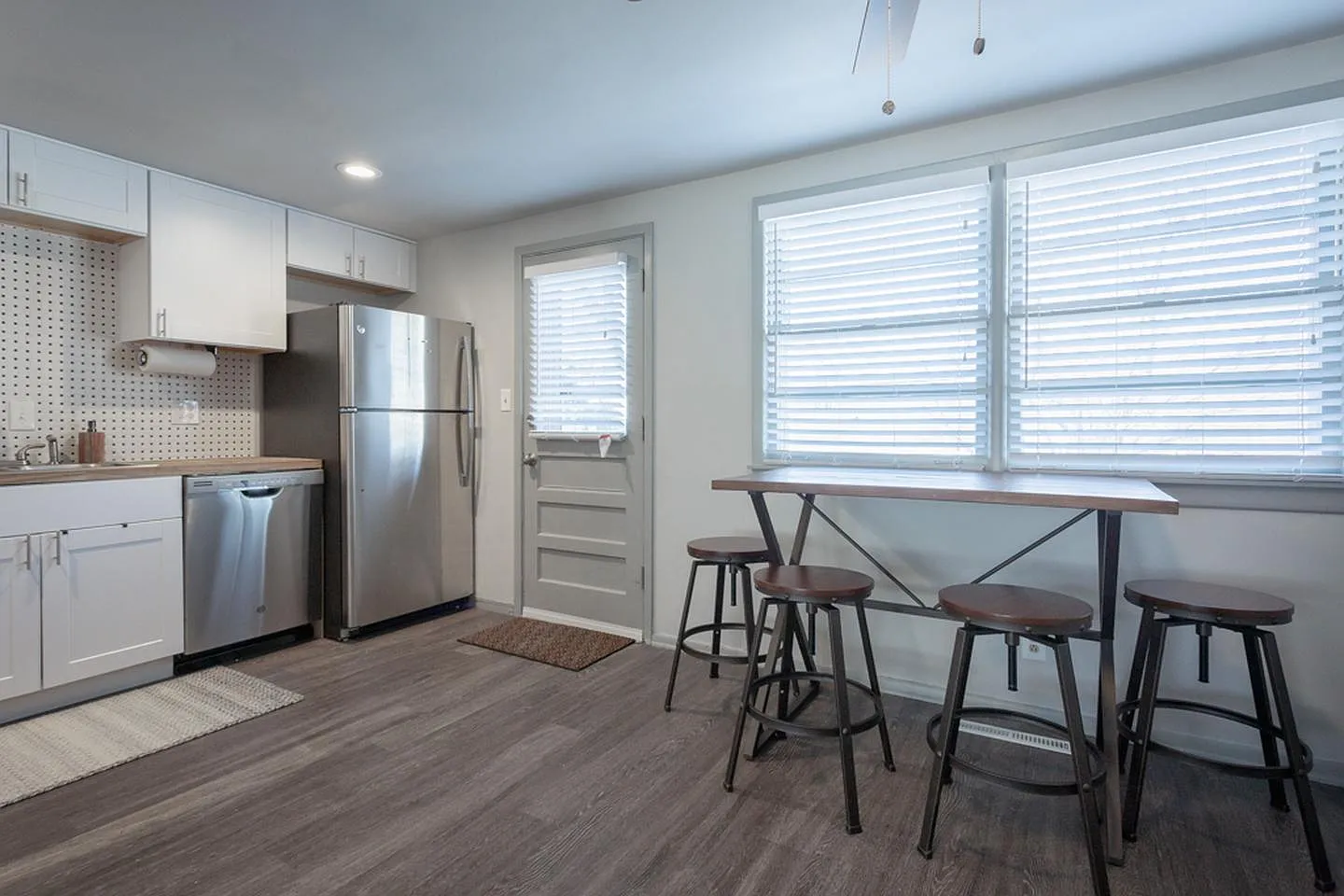 Timeless Prairie Village home with mid-century charm — Photo 3