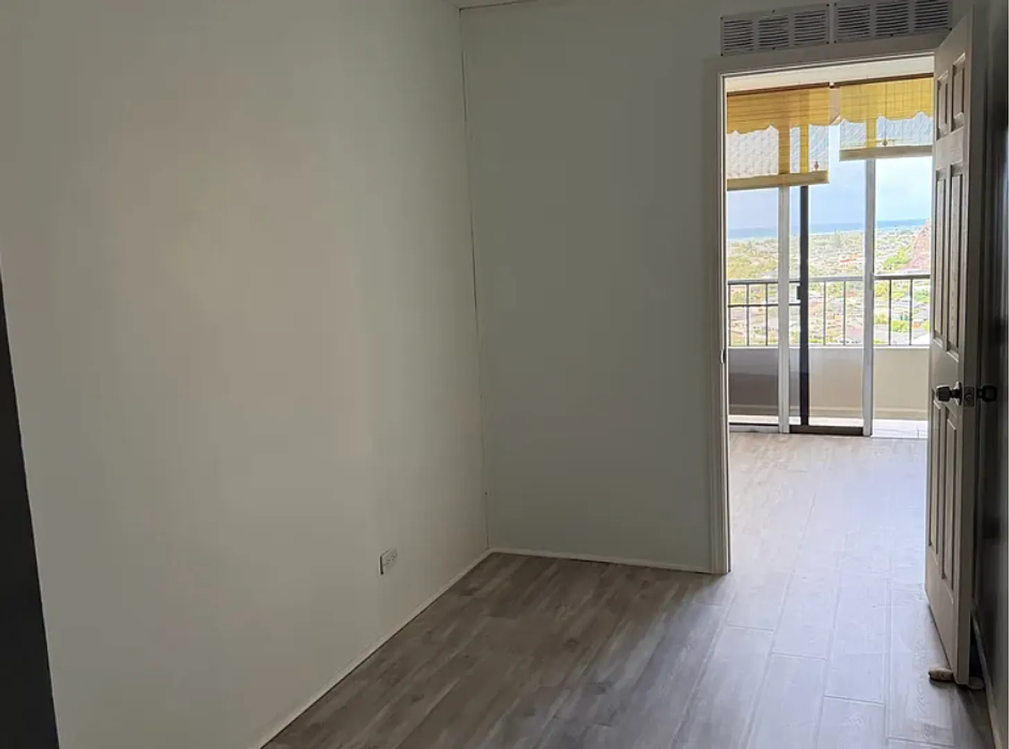 6710 Hawaii Kai Dr — Photo 4