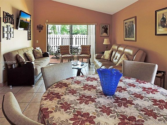2nd image of 11324 SW 132nd Pl #72-1