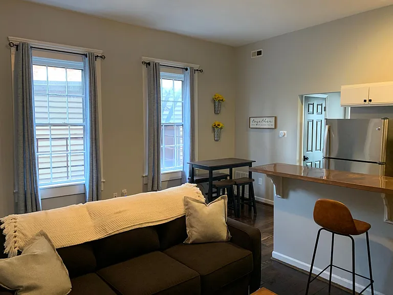 807 Main St #2 — Photo 2