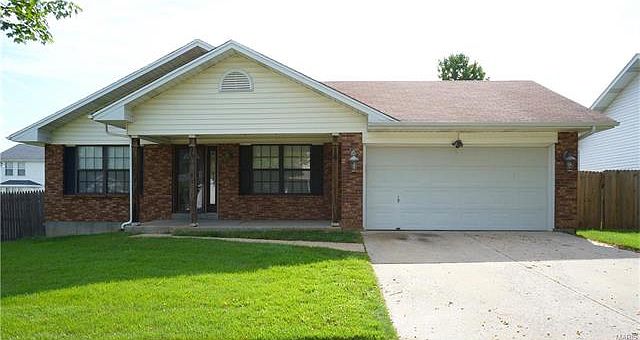 1st image of 14 Trampe Hill Dr