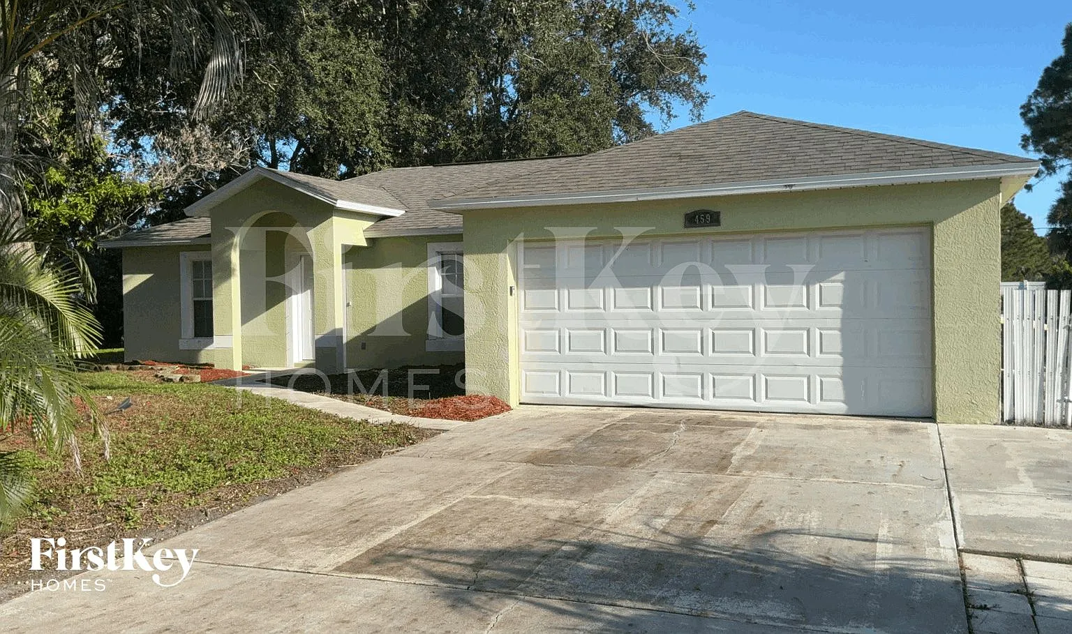 3 bed, 2.0 bath, 1224 sqft, $1,660 — Photo 1