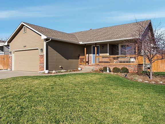 2nd image of 1224 E Ridgeview Ct