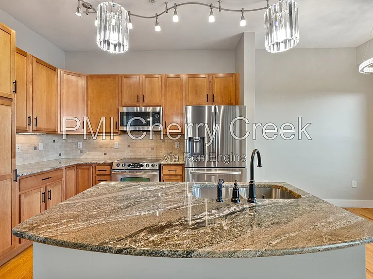 10111 Inverness Main St #414 — Photo 7