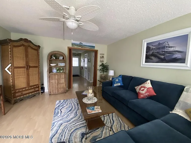 10 SE Central Ave #6 — Photo 2