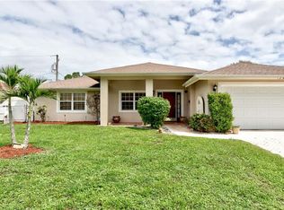 1290 12th Ct SW, Vero Beach, FL 32962