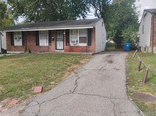 10435 Castle Dr, Saint Louis, MO 63136