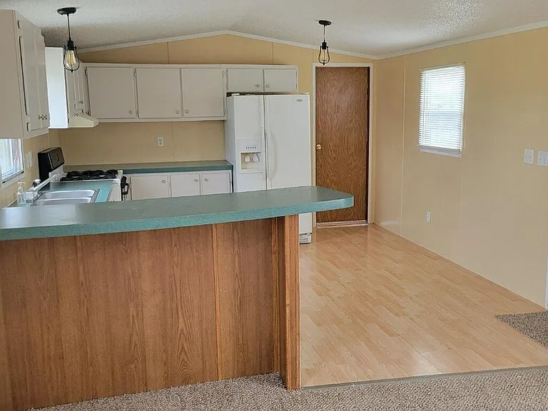 32870 Waverly St #38 — Photo 8
