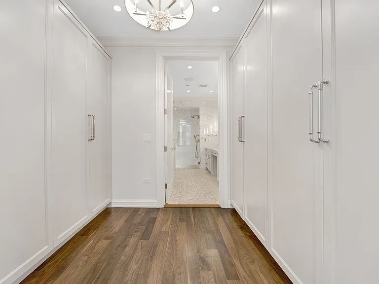105 W Chestnut St — Photo 9