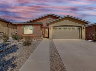 161 Zuni River Cir SW, Los Lunas, NM 87031