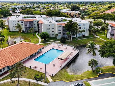 (Undisclosed Address), Pompano Beach, FL, 33068