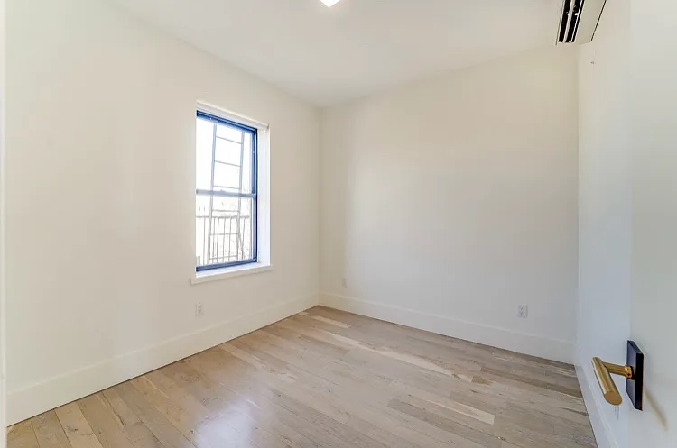 32 Magnolia Ave #302 — Photo 13
